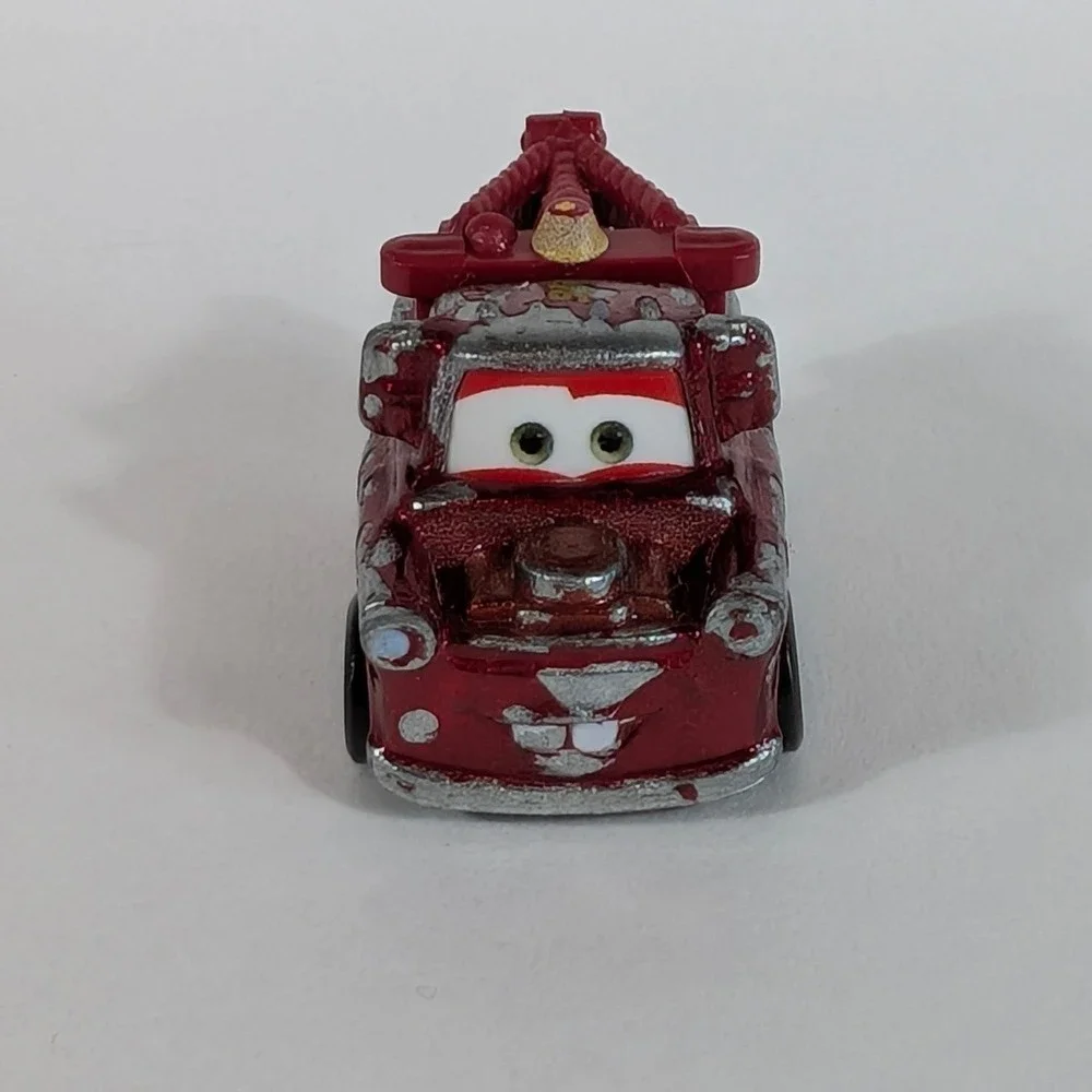 Mattel Disney Pixar Cars Rusteze Tow Mater Red Diecast Mini Racer FBG80